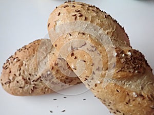 Dalamanek bread on a table