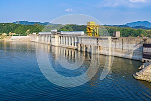 Dam photo