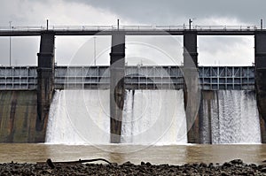 Dam with floodgate releases water