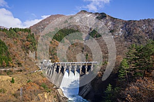 Dam Gokayama Discharge - Gorgeous emerald mountain with deep canyon