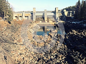 Dam and stone ground