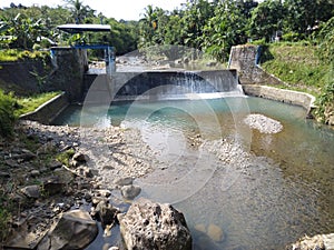 Dam waterfall rever