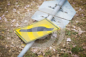 Damage traffic sign photo