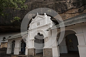 Dambulla cave temple photo