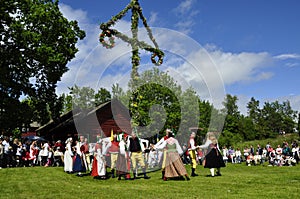 Dance around the midsummer tree