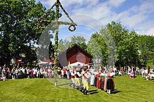 Dance around the midsummer tree