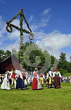 Dance around the midsummer tree