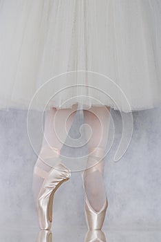 Dancer in ballet pointe