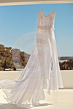 Dancing wedding dress