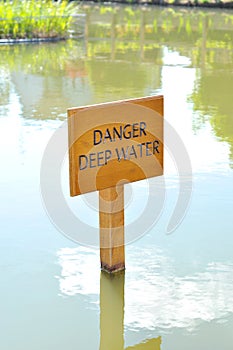 DANGER _ DEEP WATER sign