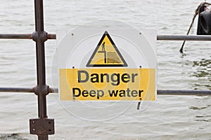 Danger deep water sign