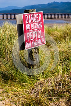 Danger no bathing sign