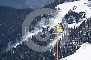 Danger steep cliff mountain sign