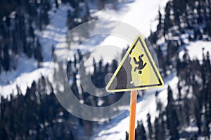 Danger steep cliff mountain sign