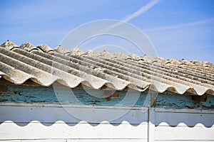 Dangerous asbestos roof - Medical studies have shown that the asbestos particles can cause cancer