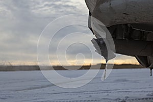 Dangerous freezing of the exhaust pipe of the car in extreme cold during long parking and heating of the passenger compartment