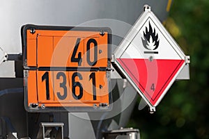 Dangerous goods marking for coal or carbon black