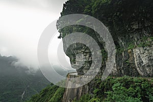 Dangerous road to the Tianmen Mountain