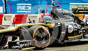 Daniel Ricciardo in Renault Formula One racing car