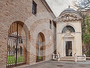 Dante Alighieri tomb in Ravenna, Italy photo