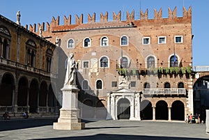 Dante& x27;s square in Verona