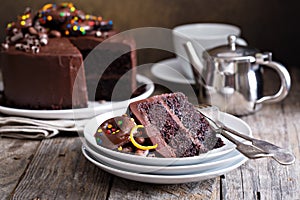 Dark chocolate cake with ganashe frosting