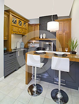 Dark grey and brown wooden kitchen