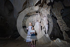 Dark Underground A-rawan Cave, Phare ,thailand