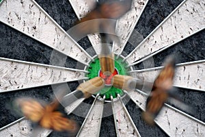 Darts Bulls eye centered 3