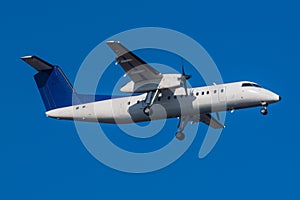 Dash 8