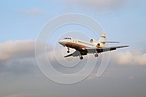 Dassault Falcon 900B, close view