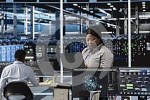 Data center programmer using AI visualization tools to identify errors