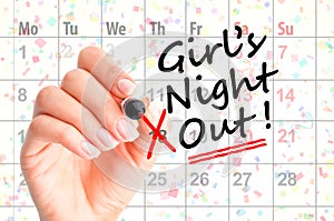 A date for Girls Night Out â€“ reminder on agenda
