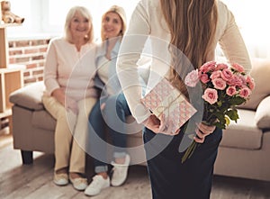 Daughter, mom and granny