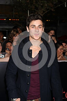 David Henrie