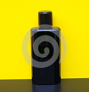 Davidoff Cool Water, Eau de Toilette, large perfume bottle in front of yellow background