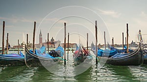 Day palazzo ducale church of san giorgio maggiore gandola 4k time lapse italy