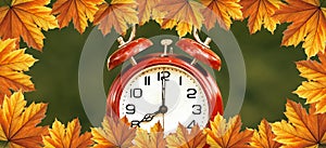 Daylight savings time in autumn - web banner