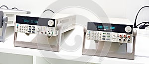DC power supply lab devices