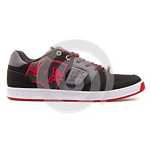 DC Sceptor black and red sneaker