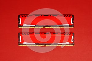 ddr4 ram memory cards with red aluminum heat sinks