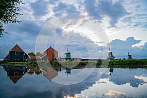 De Gekroonde Poelenburg, De Kat, Windmill De Zoeker windmill wit