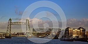 De Hef Koningshavenbrug Bridge