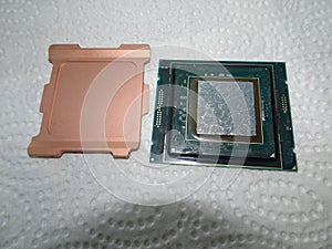 De lidded Intel Skylake CPU photo