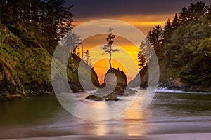 Deadmans Cove at Cape Disappointment State Park sunset