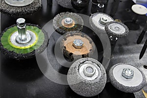 deburring tool for mold repairing