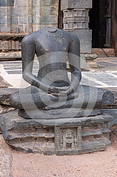 Decapitated Jain statue at Brahma Jinalaya temple, Lakkundi, Karnataka, India