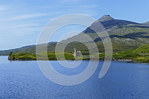 Decayed castle, Ardvreck Castle, on Loch Assynt in Highlands of Scotland