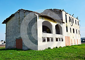 Decaying house in Veneto