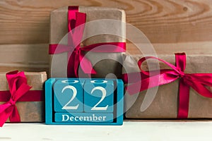 December 22. Blue cube calendar with month and date